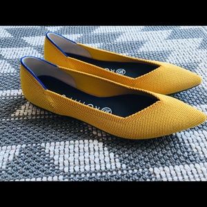 MERIGOLD ROTHY’S POINTY FLATS